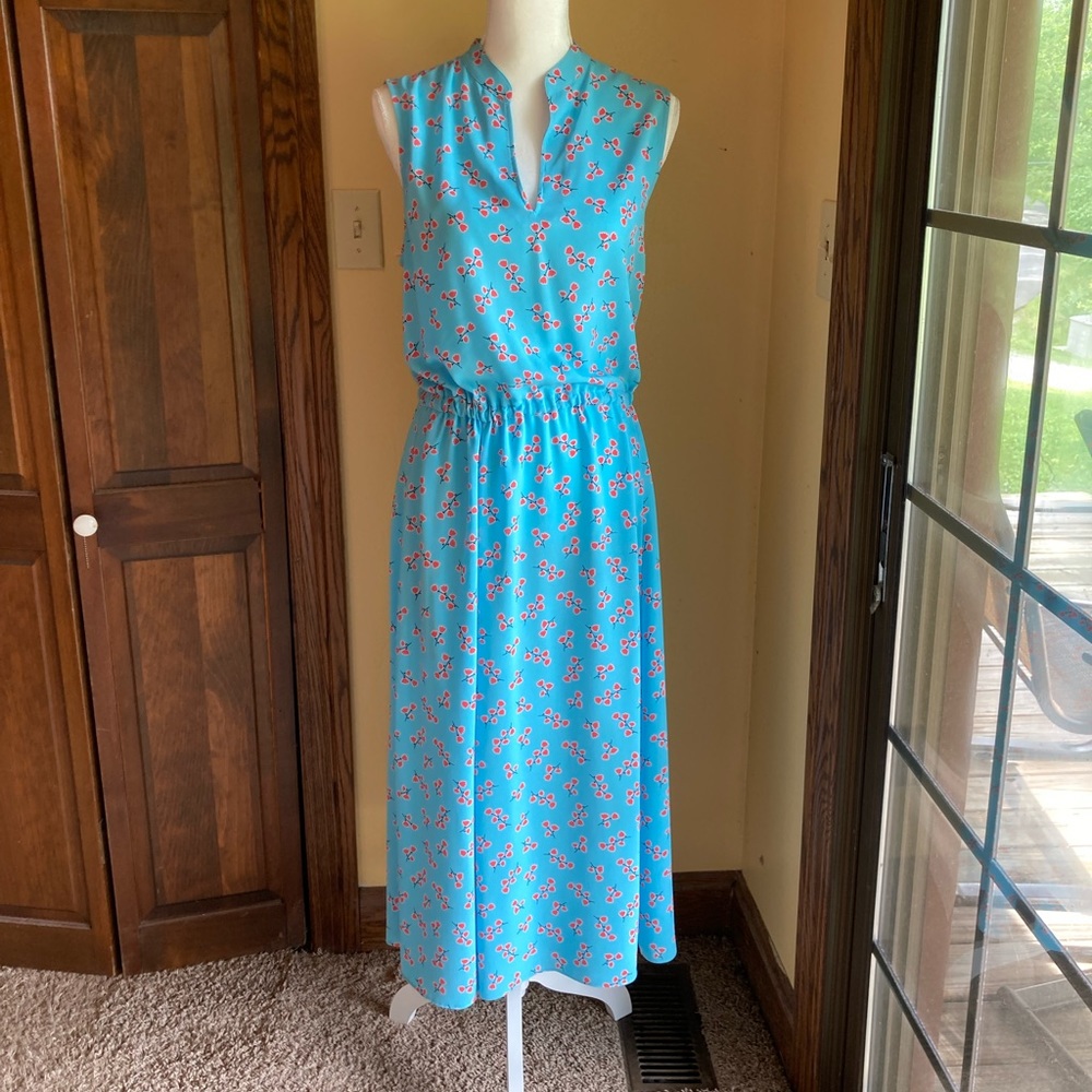 Anne Klein beautiful sleeveless midi XL Fits like a 16 or 18.